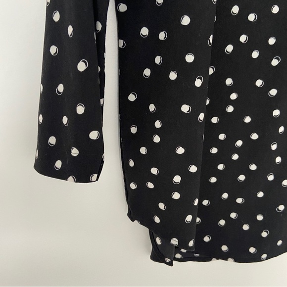 VAN HEUSEN BLACK AND WHITE POLKA DOT BLOUSE WITH PEEKABOO VNECK AND LACE YOKE, L - Picture 6 of 11